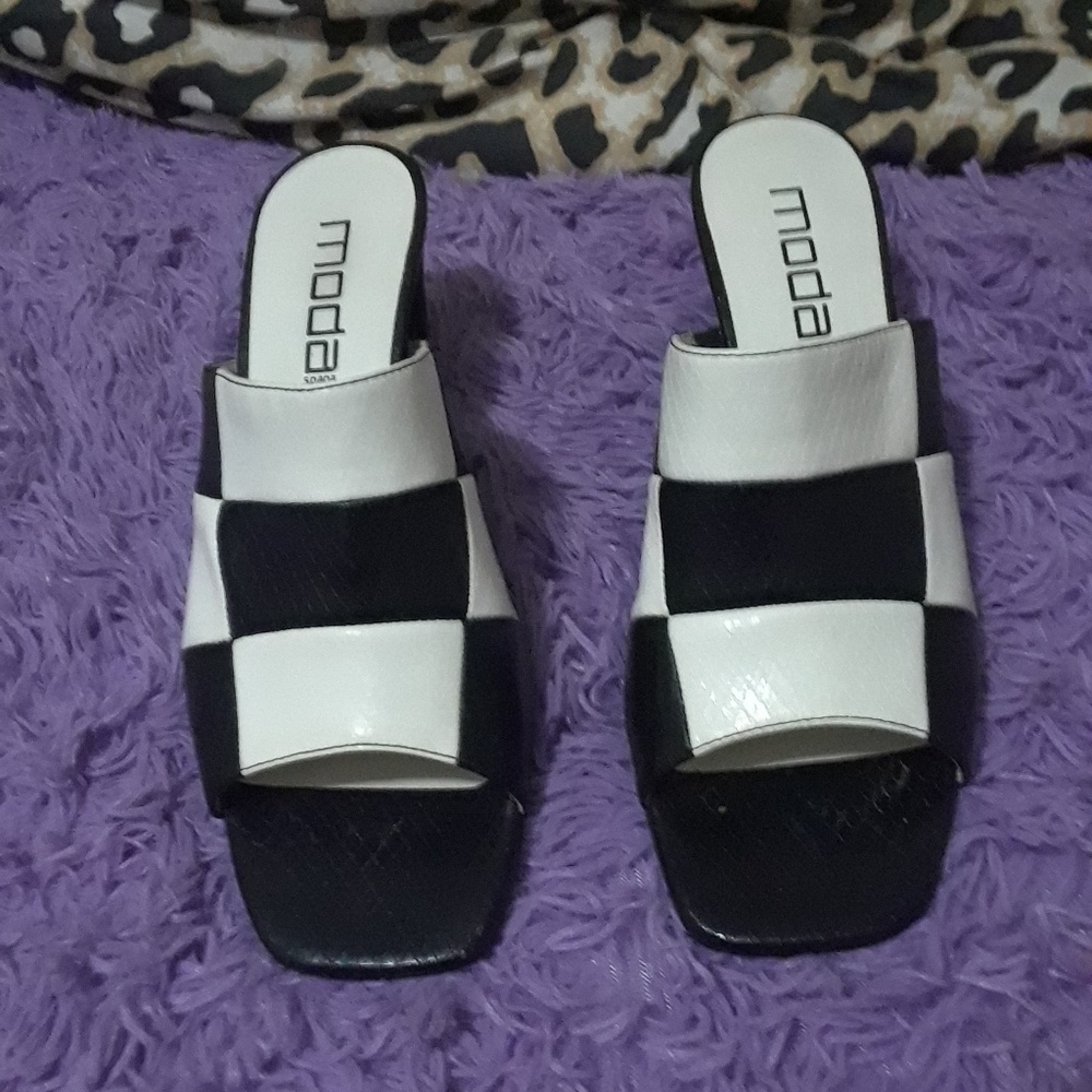 Checkerd heels